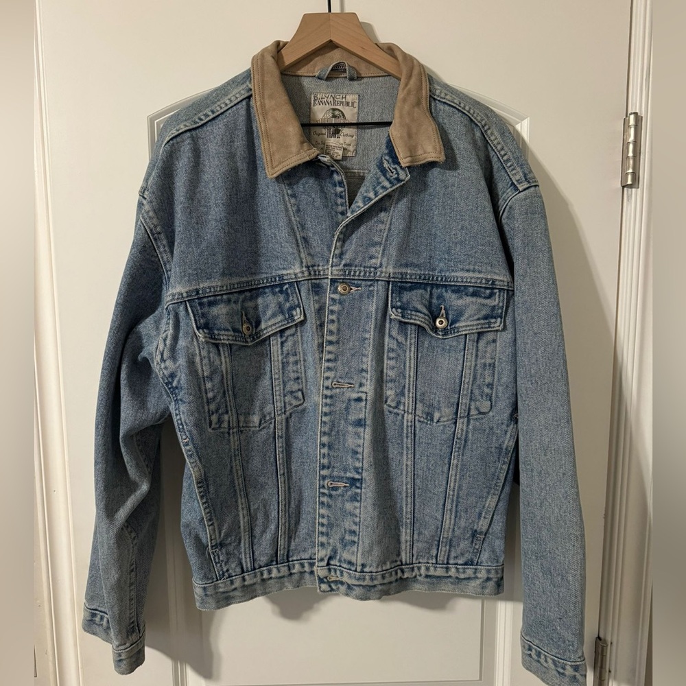 Banana Republic Light Blue Denim Jacket with Tan Corduroy Collar